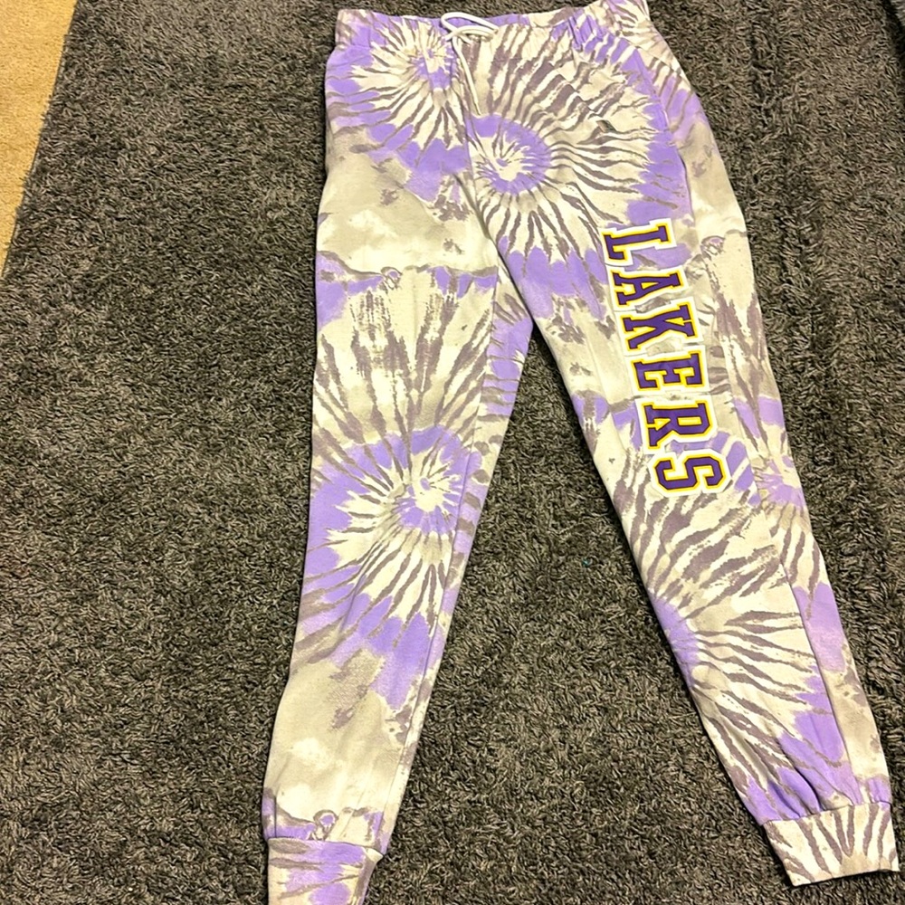 Girls laker sweat pants brand new clean size Large